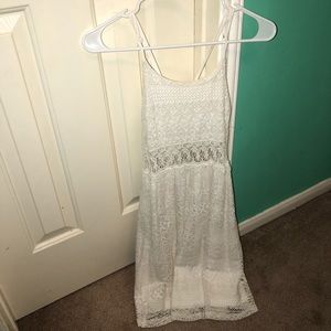 White lacy papaya dress